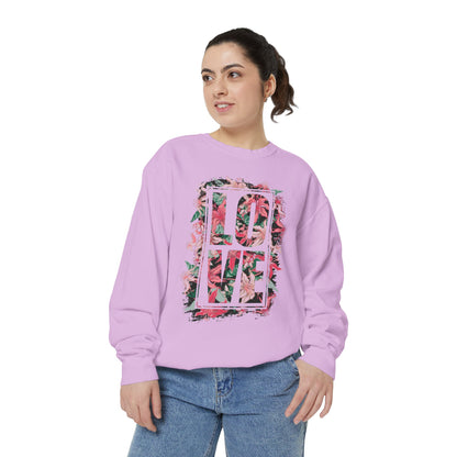 Love Floral Graphic Unisex Garment-Dyed Sweatshirt