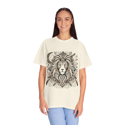 Lion Illustration Unisex T-Shirt